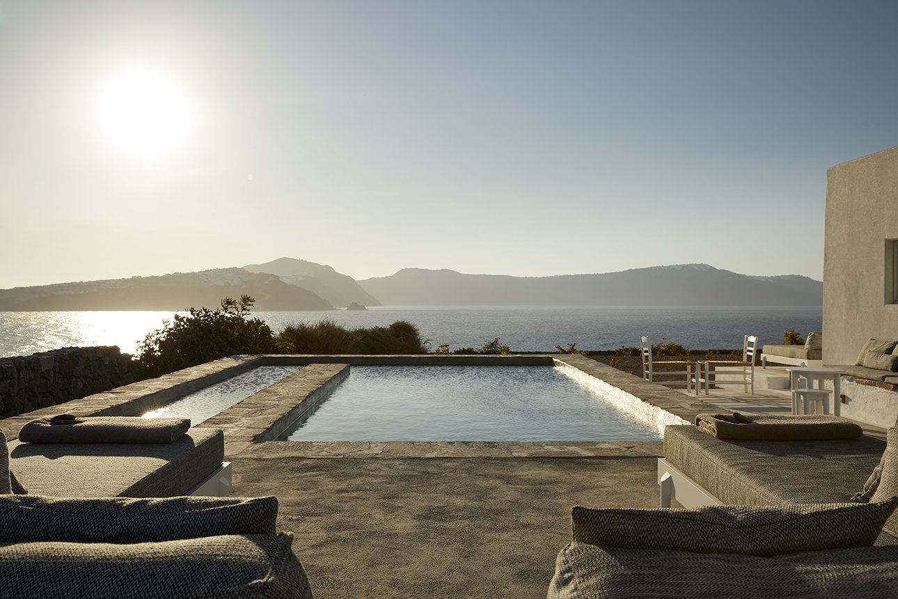 INDEPENDENT  - The best hotels in Santorini for luxury suites and sea views